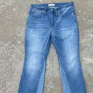 Madewell Cali Demi-Boot Jeans (Size 30)